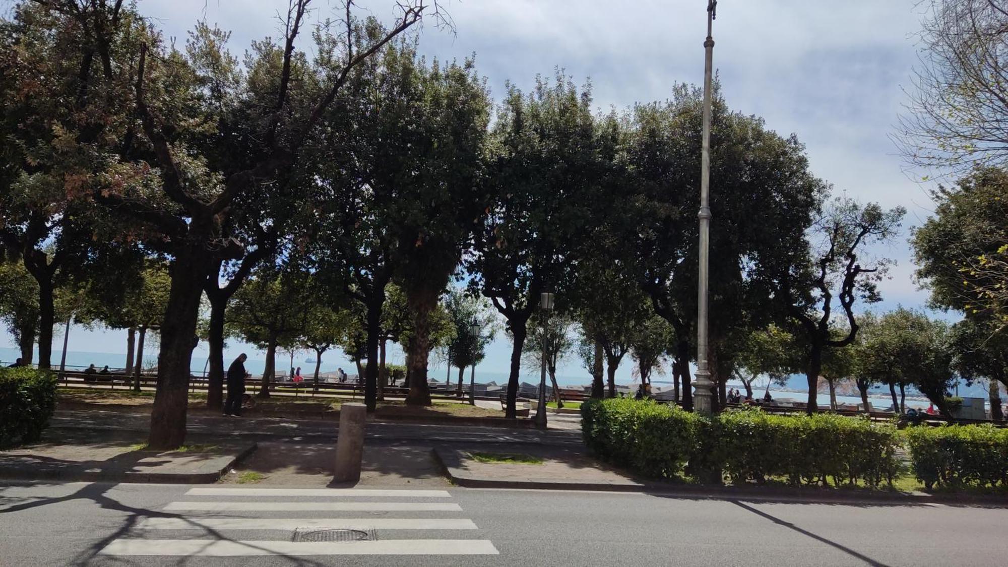 Marico Affittacamere Via Talarico Civico 3 Salerno Exterior foto